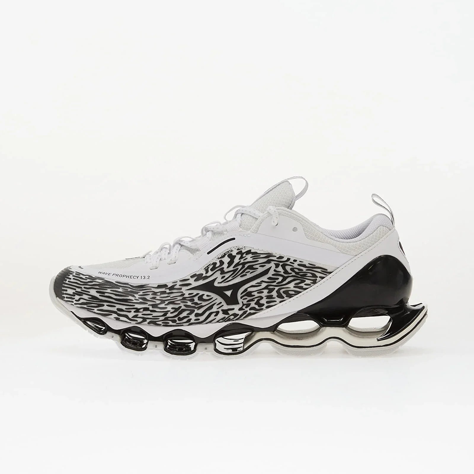 MIZUNO WAVE PROPHECY WHITE